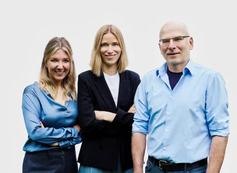 Gruppenbild von Julia Boecker, Sabine Schermer und Thomas Wienforth.,.